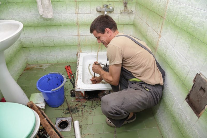 Concrete Signs that Your Toilet is in Trouble