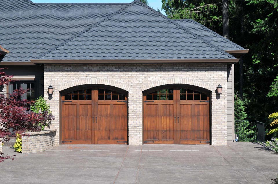 Looking for Garage Door Spring Repair in Davenport, FL?